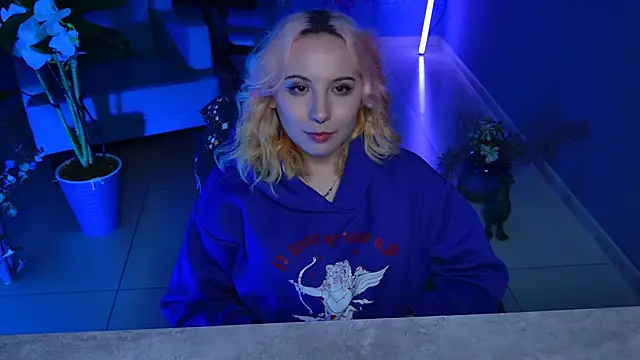 JasmineMilko online show from February 25, 2025, 11:52 am