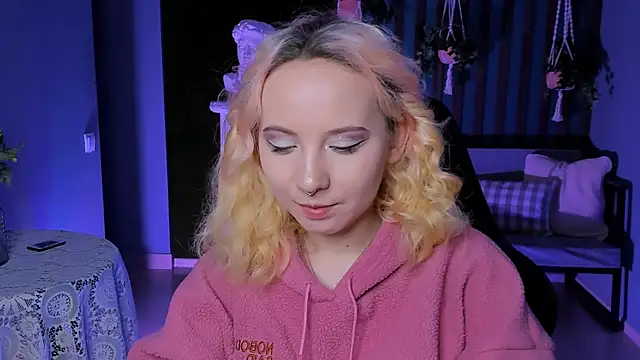 JasmineMilko online show from March 23, 2025, 5:32 am