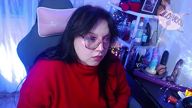 LiloMoon69 online show from February 5, 2025, 6:56 am