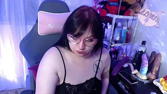 LiloMoon69 online show from February 23, 2025, 3:45 am