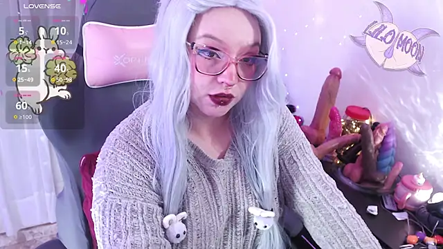 LiloMoon69 online show from April 10, 2026, 8:02 pm