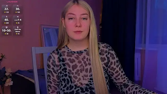 Catherine River online show from December 18, 2025, 11:16 am