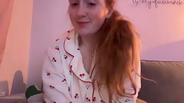 lilsbabyxo online show from February 15, 2026, 8:02 am