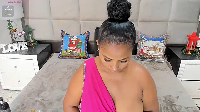 OliviaBurning online show from December 3, 2025, 7:34 pm