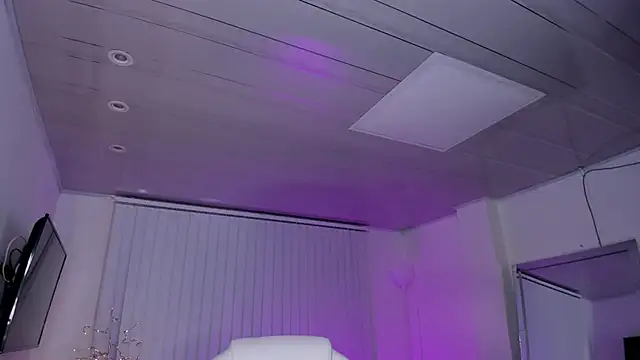 amelie jhons online show from March 20, 2025, 2:08 am