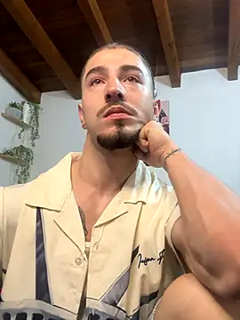 Valentino Xander online show from November 14, 2025, 12:20 am