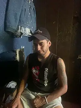 YouBad boy31 online show from December 21, 2024, 3:20 pm