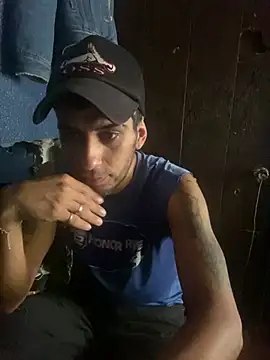 YouBad boy31 online show from December 28, 2024, 7:33 pm