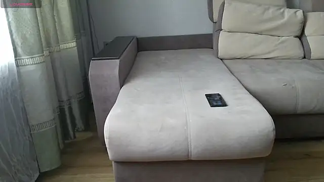 MilaaMilaa online show from October 6, 2025, 3:59 am