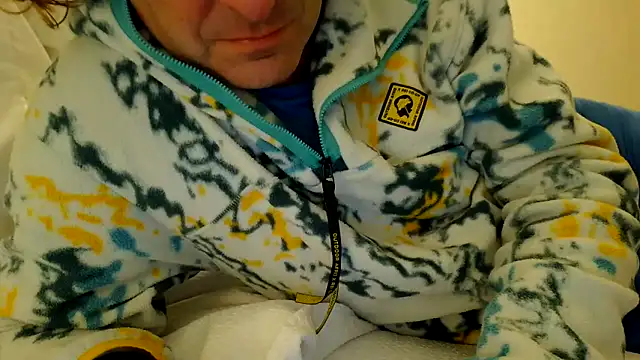 costanza7070 online show from March 13, 2025, 5:33 am