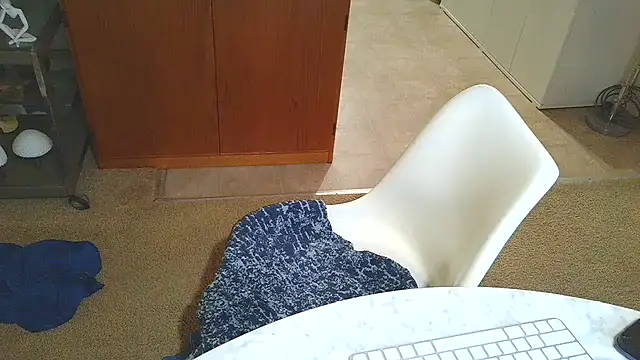 costanza7070 online show from April 27, 2026, 7:39 am