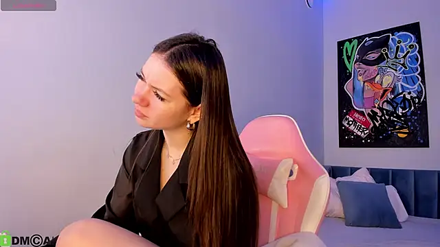 Nicole Charm online show from April 23, 2026, 12:12 am