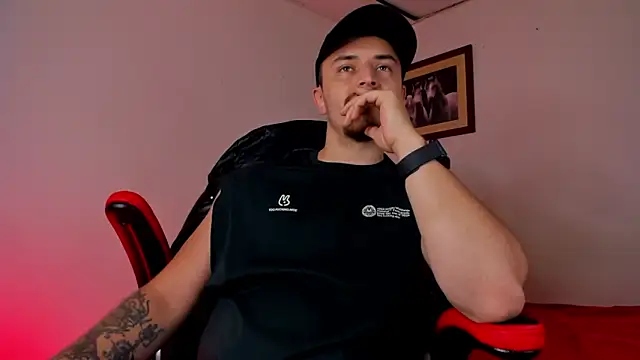 james connor2 online show from February 18, 2025, 7:19 pm