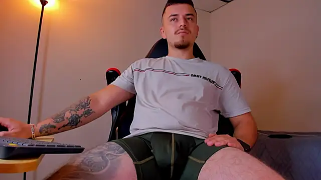 james connor2 online show from March 16, 2025, 7:38 pm