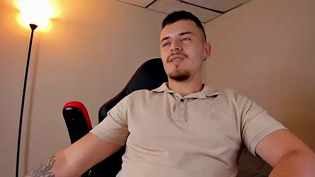 james connor2 online show from March 18, 2025, 7:10 pm