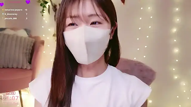 meg 0901 online show from April 25, 2026, 12:08 pm