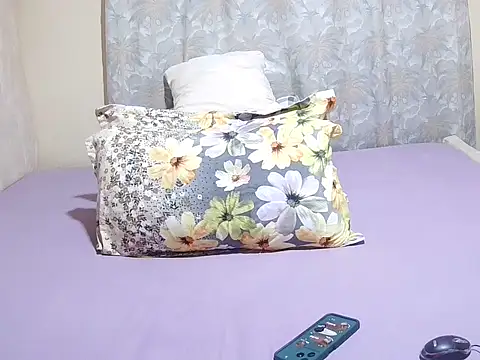 slender sweet online show from April 20, 2026, 11:13 am