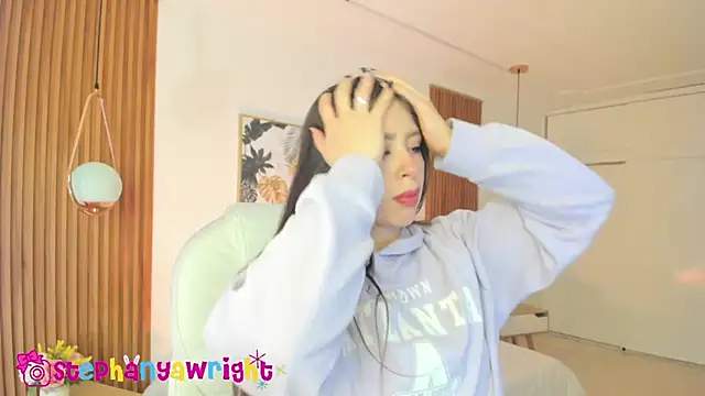 TiffanyWright online show from March 22, 2025, 1:08 pm