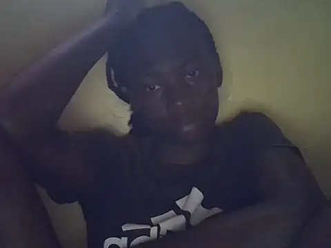 sweety2  online show from March 4, 2025, 10:46 am