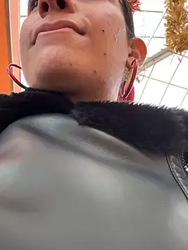 ValeriEvan online show from December 18, 2024, 6:14 pm