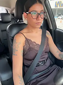 ValeriEvan online show from April 22, 2026, 6:31 pm