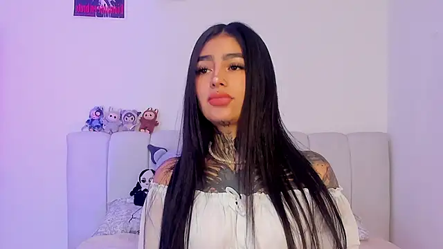 shadowcatt  online show from March 2, 2026, 8:04 pm