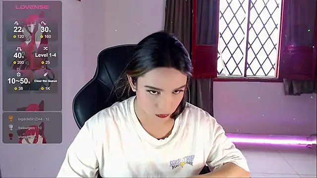 alexaryderr online show from January 7, 2025, 12:20 pm