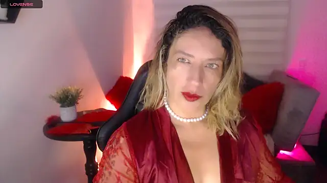 steisyhills online show from March 22, 2025, 10:06 am