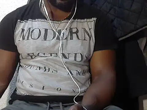 mmoiblack online show from March 22, 2025, 7:53 pm