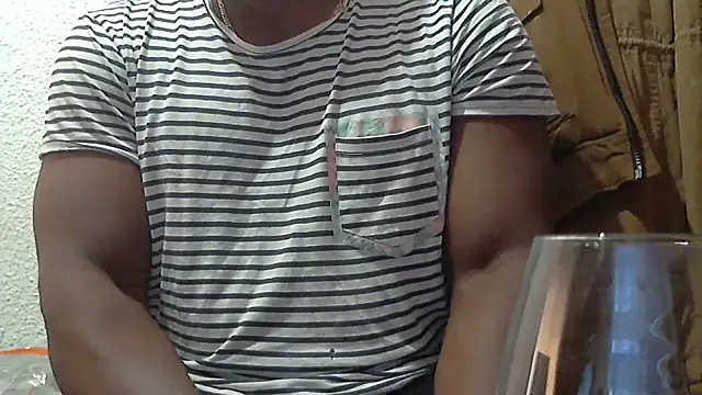 mmoiblack online show from October 18, 2025, 12:39 pm