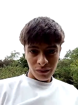 Cuervo maniaco online show from September 19, 2025, 7:14 pm