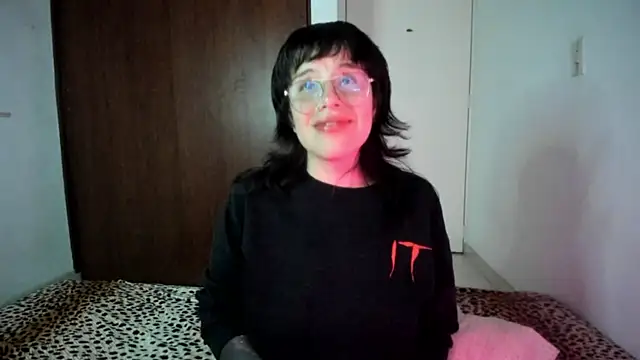 Lucyfx666 online show from September 30, 2025, 5:23 am