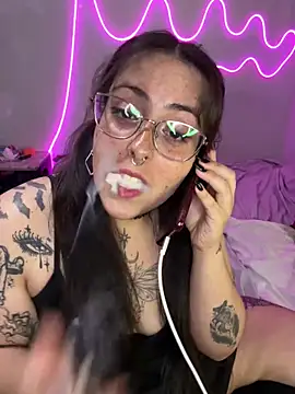 Mizztikaa online show from December 11, 2024, 3:02 am