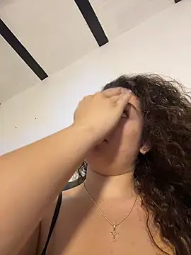 eva y marcelo online show from April 18, 2026, 11:36 am