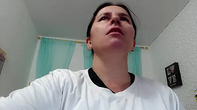 victoria jones online show from March 14, 2025, 1:57 pm