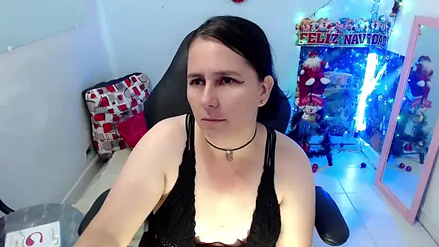 victoria jones online show from December 19, 2025, 2:57 pm