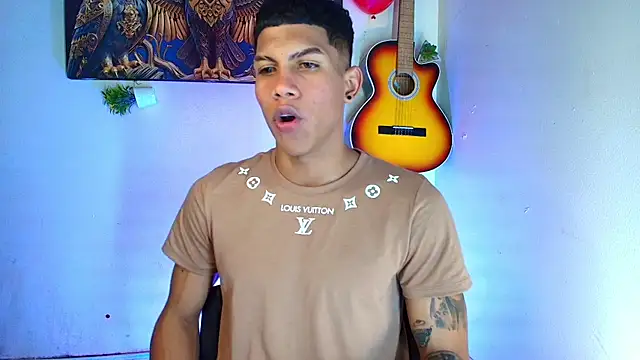 Damian latinxxx online show from February 15, 2025, 9:16 am