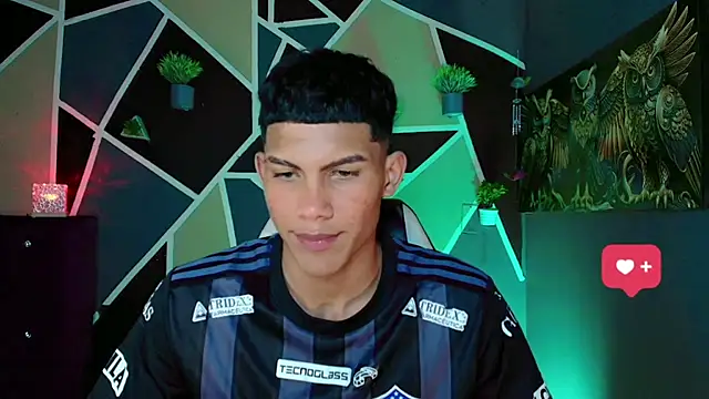 Damian latinxxx online show from February 21, 2025, 7:56 am