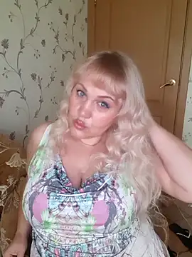 IsabellaBoni online show from June 15, 2026, 6:37 am