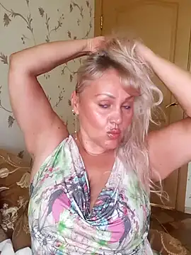 IsabellaBoni online show from July 27, 2026, 7:26 am