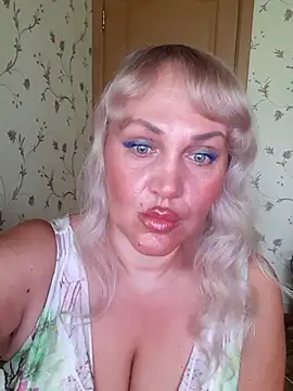 IsabellaBoni online show from August 1, 2026, 7:18 am