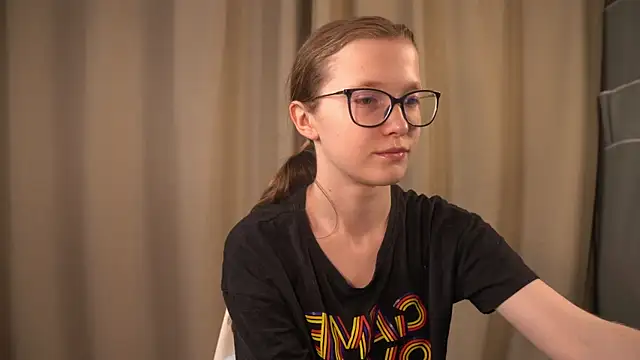 brendacom online show from March 14, 2025, 2:10 am