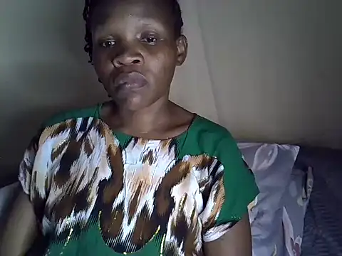 Snapshot of Sweet_serah chatting on May 19, 2026, 3:29 pm Sweet serah online show from May 19, 2026, 3:29 pm