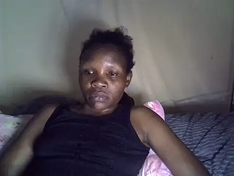 Snapshot of Sweet_serah chatting on June 5, 2026, 6:52 am Sweet serah online show from June 5, 2026, 6:52 am