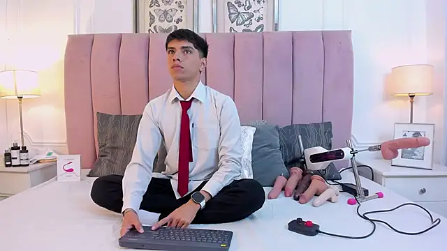 Santy carrington online show from March 5, 2026, 8:05 pm