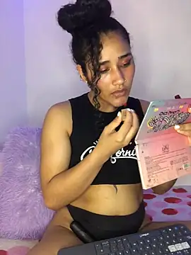 jaderossxx online show from January 15, 2025, 9:09 pm