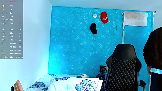 bray hotboy777 online show from March 19, 2025, 3:29 pm