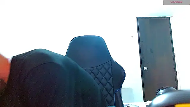 bray hotboy777 online show from January 13, 2026, 11:32 pm