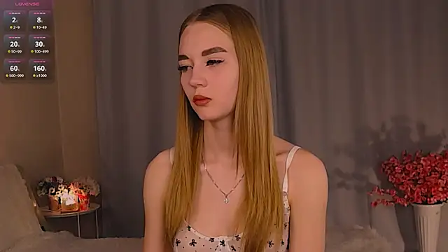 nik0le  online show from September 18, 2025, 1:40 am