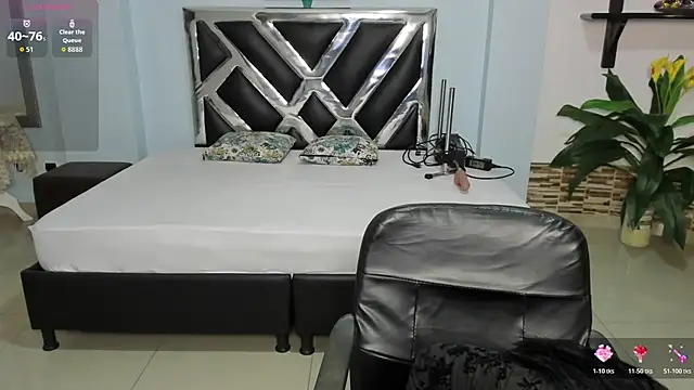 EroticAzir online show from November 11, 2025, 3:17 am